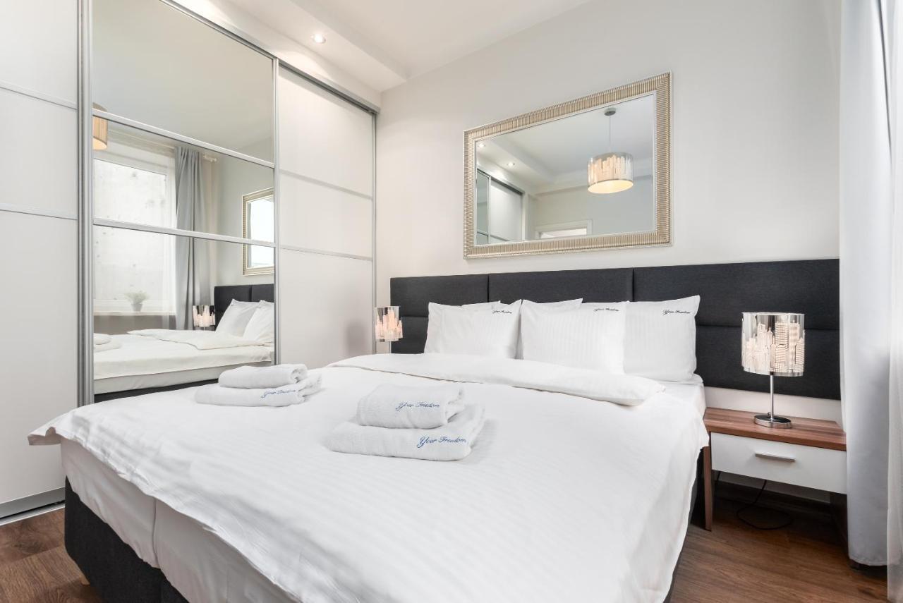 Apartament Chmielna By Your Freedom Varsó Kültér fotó